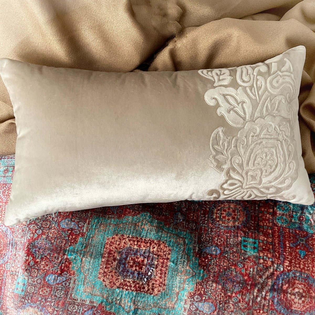 Amara - Studio Covers