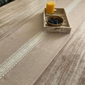 Breeze Table Runner - Studio Covers