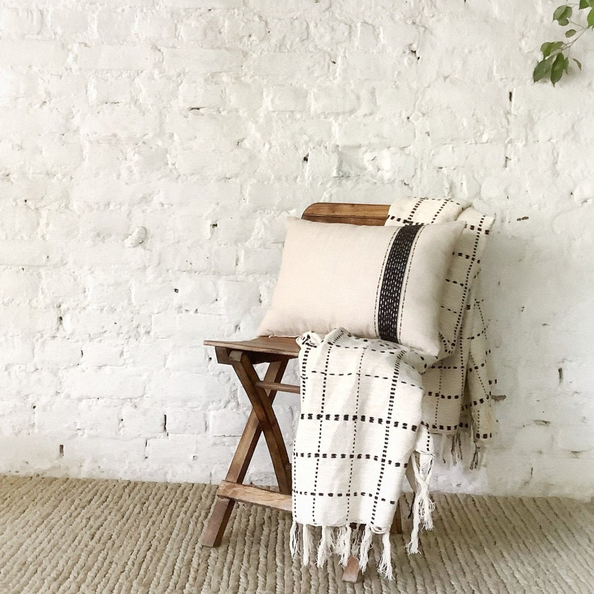 English Cottage Throw - Studio Covers