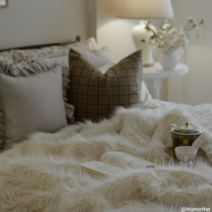 Sunkissed - Faux Fur Luxe Throw Blanket - Studio Covers