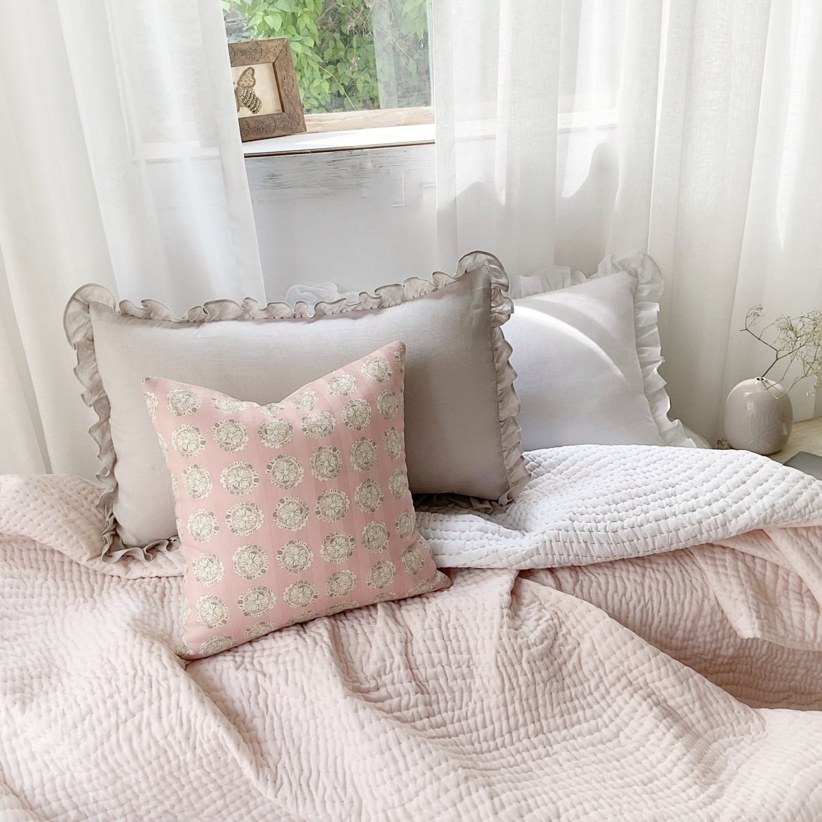 Waves in Blush - A Handcrafted Kantha Coverlet - Comes with Four Pillowcases and One Cushion Cover - Studio Covers